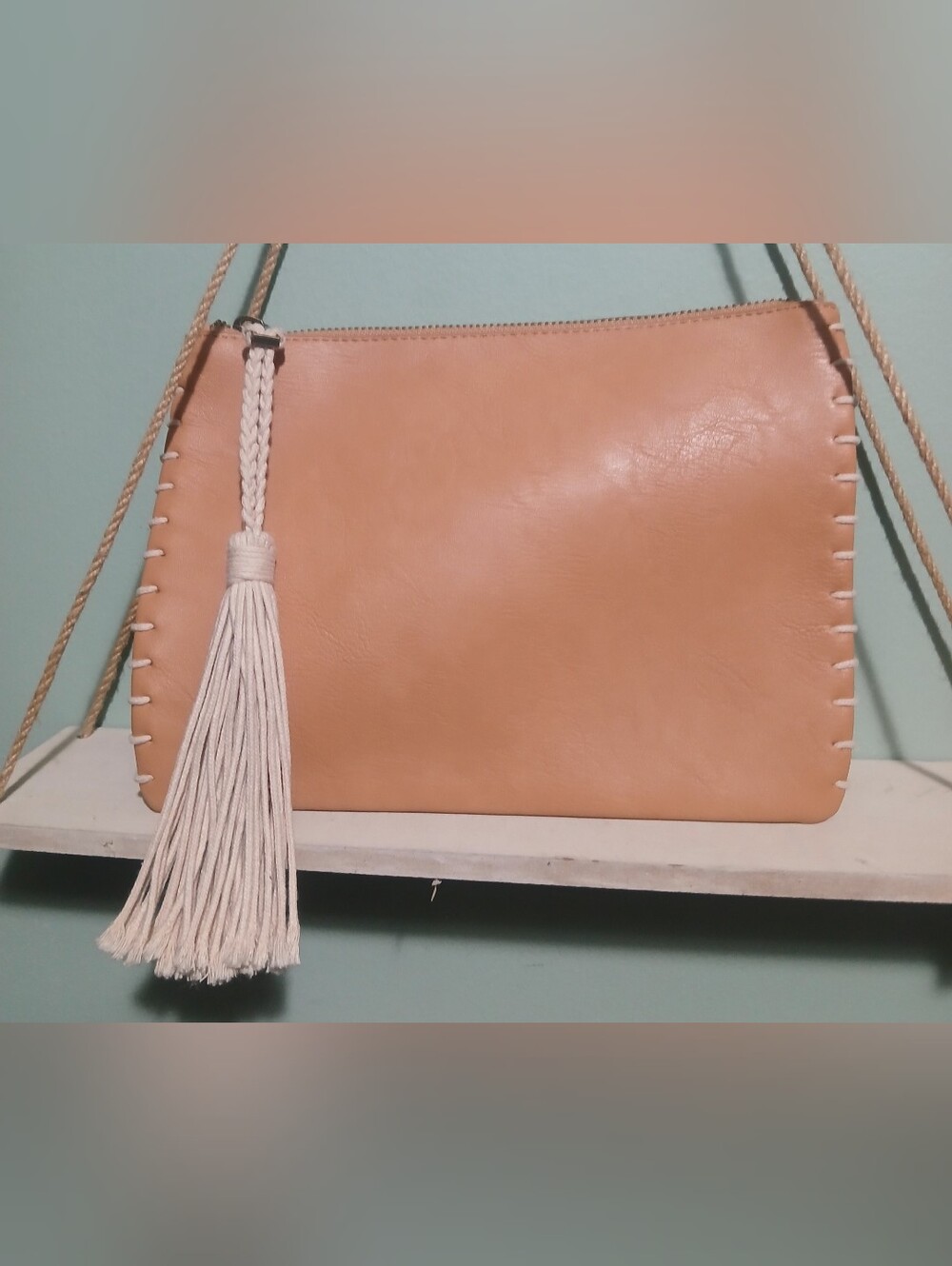 Beautiful Leather Clutch/Pouch - Picture 1 of 2